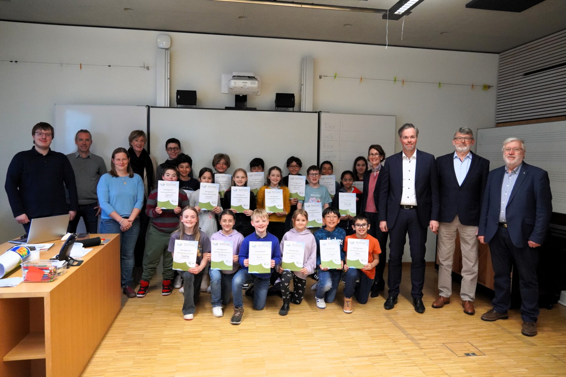 Projet "Nachhaltigkeit macht Schule": les écoliers ont reçu un certificat